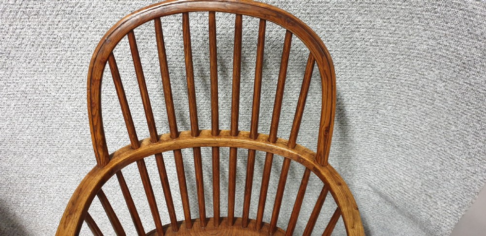 Good Ash and Elm Windsor chair View IV