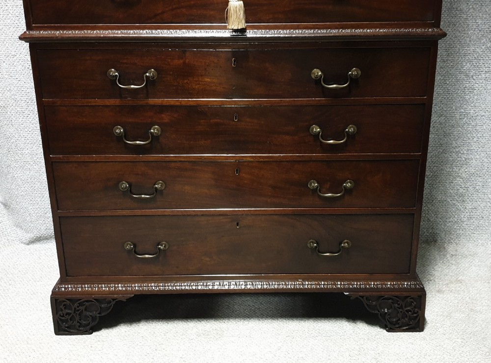 Outstanding Georgian Mahogany Chest On Chest of Drawers C.1790 View V