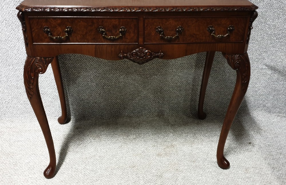 Burr Walnut Sidetable  View VI