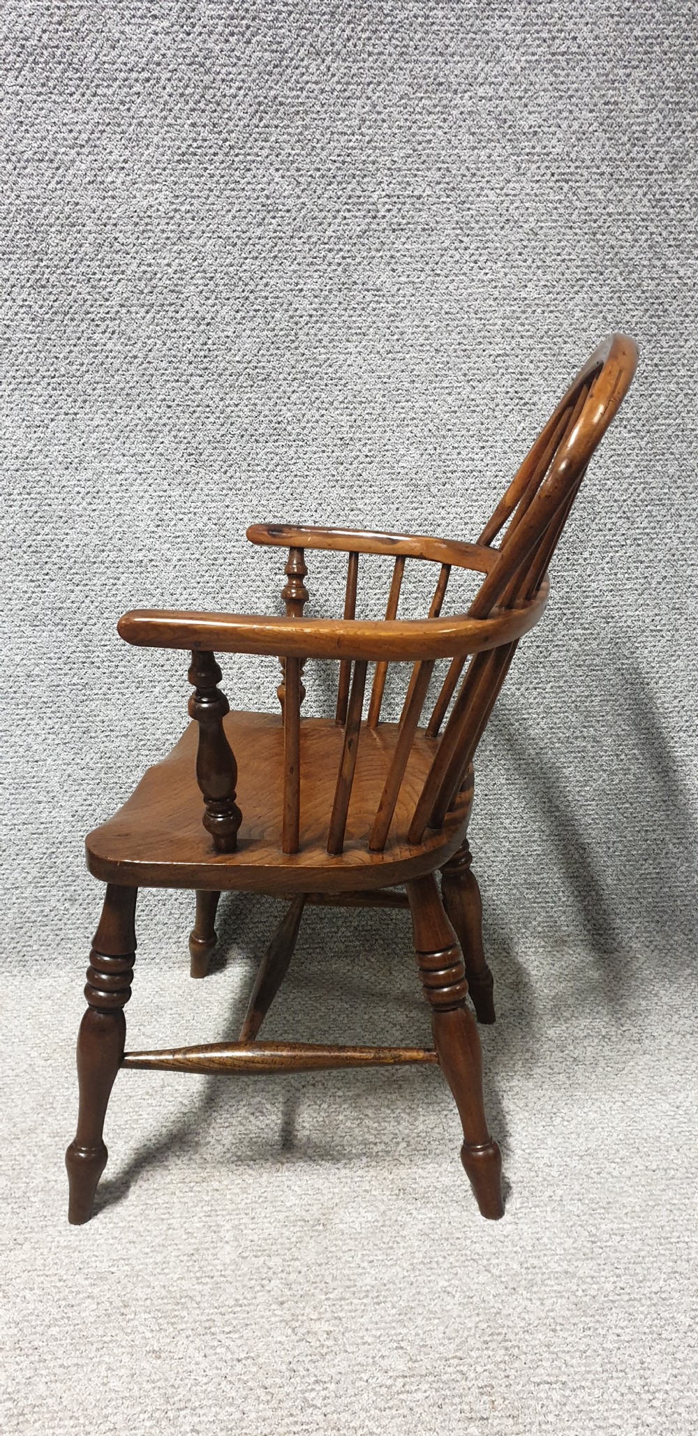 Superb Yew Windsor Chair  View V