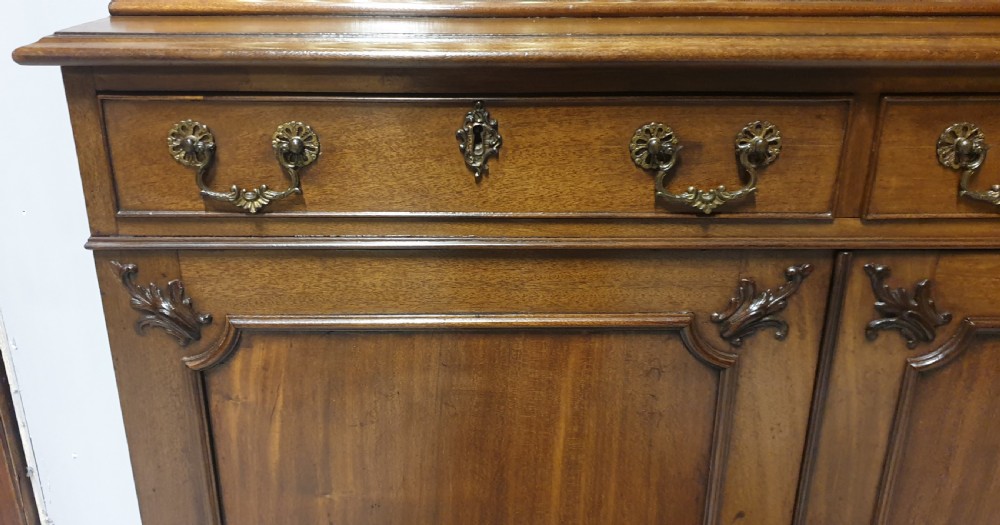 Superb Georgian Mahogany Open Bookcase View VI