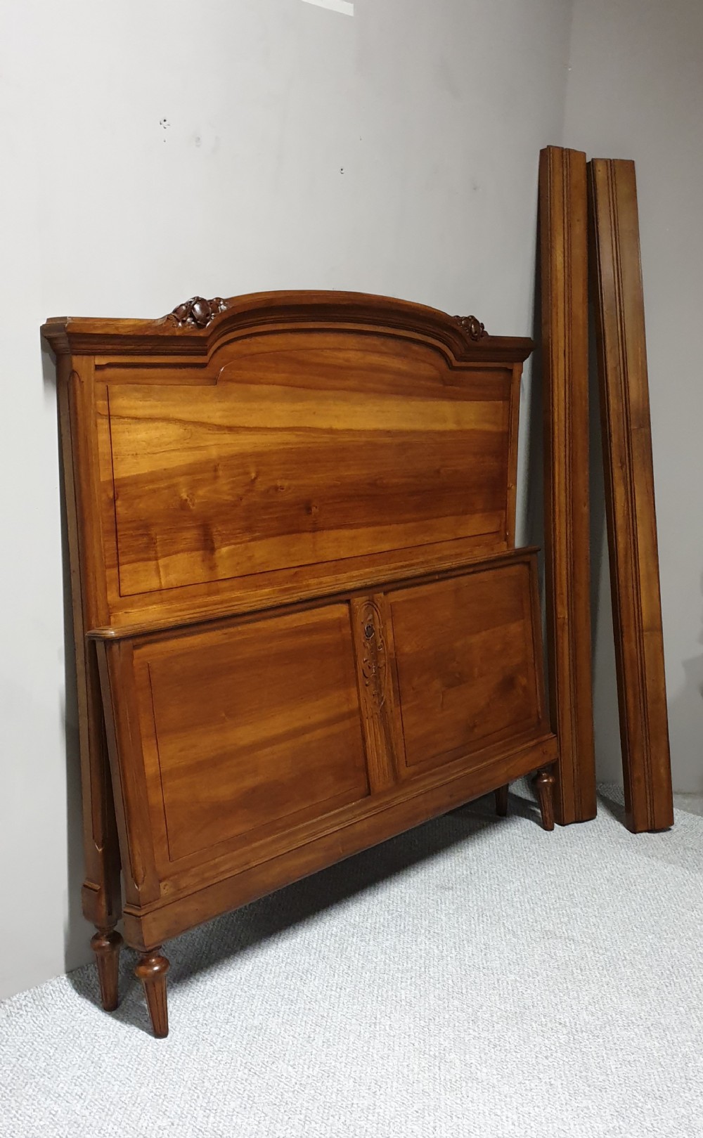 French Walnut 5ft Bed