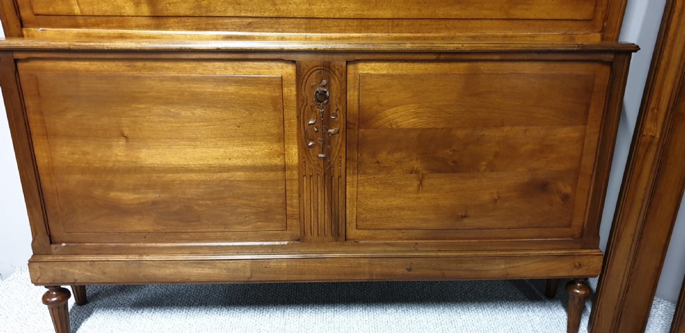 French Walnut 5ft Bed View V