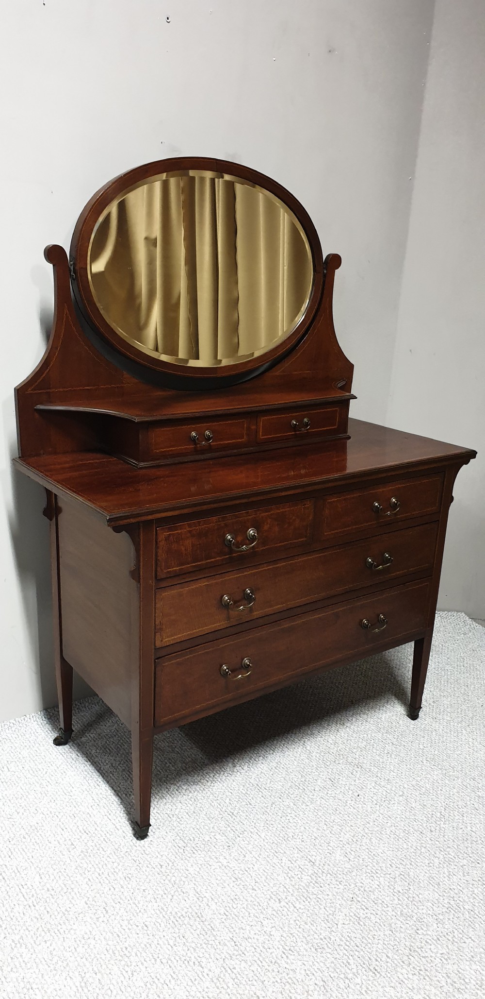 Very Pretty Mahogany Dressing Table  View IX