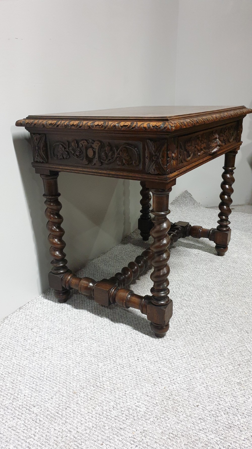 Oak Green man  Desk View VIII