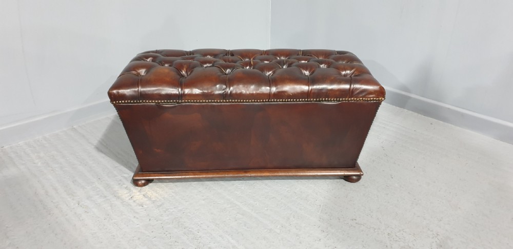 Fabulous Regency Ottoman View VII
