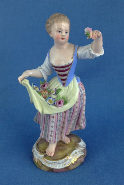 Pretty C19th Meissen Figure Young Flower Girl German Porcelain C.1870 Figurine