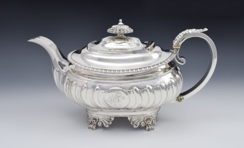 George III Silver Teapot Solomon Royes & John East Dix Georgian
