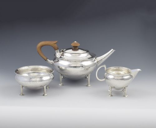 fig 1. Stunning A. E. Jones Arts & Crafts Silver Tea Service (Albert Edward)