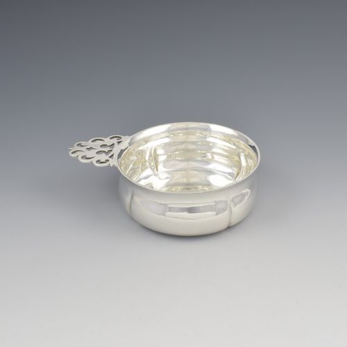 Edwardian Silver Quaich / Porringer William Comyns & Sons