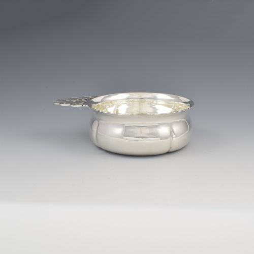 fig 1. Edwardian Silver Quaich / Porringer William Comyns & Sons