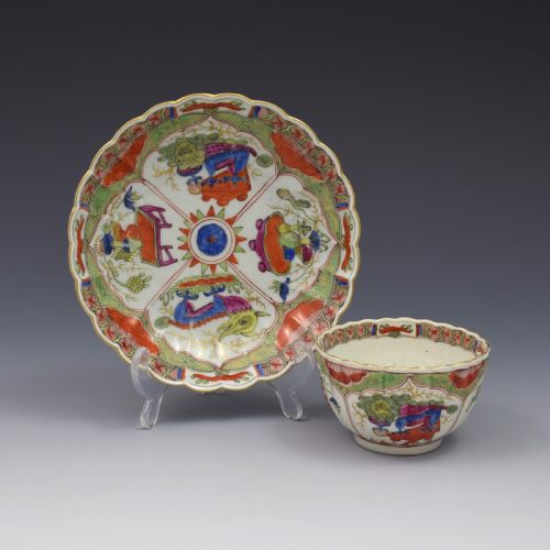Worcester Porcelain Dragon in Compartments Fluted Tea Bowl & Saucer C.1770