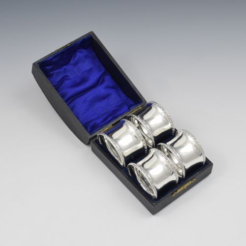 Cased Set of Four Antique Silver Napkin Rings 1913
