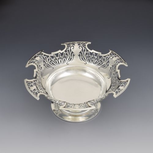 Stunning Pierced Silver Art Deco Pedestal Table Bowl / Basket