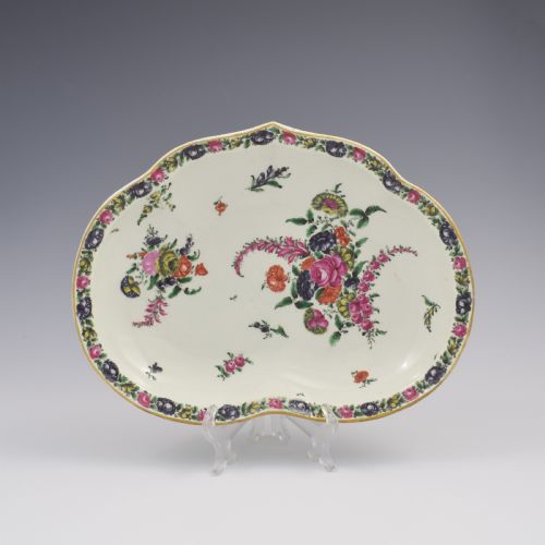 fig 1. Rare First Period Worcester Porcelain Heart / Kidney Shape Dessert Dish / Compotier c.1765