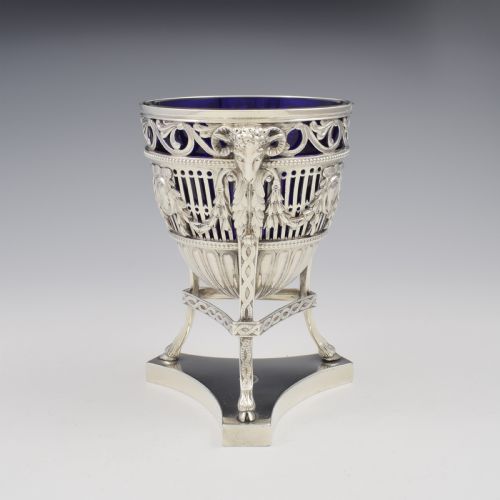 fig 1. Stunning Large Neoclassical Pierced Silver Pedestal Bonbon Basket / Dish / Bowl