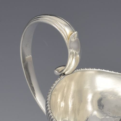 STUNNING PAIR OF GEORGIAN SILVER PEDESTAL SAUCE BOATS SAUCEBOATS - ADDITIONAL PHOTO 10