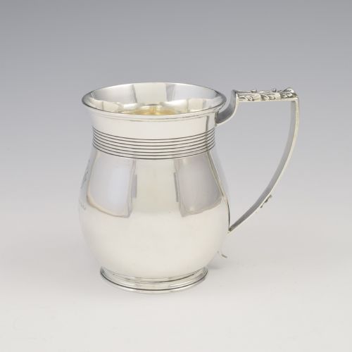 fig 2. Lovely Georgian Silver 1/2 Pint Baluster Beer / Christening Mug Emes & Barnard