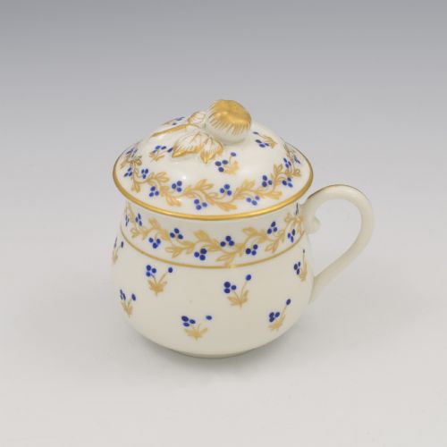Lovely French Paris Porcelain Custard Cup & Cover C.1870 (Pot À Crème)
