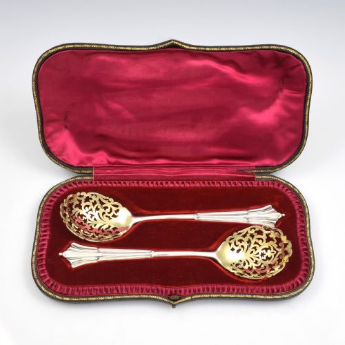 fig 2. Stunning Edwardian Cased Pair Of Pierced Sterling Silver Serving Spoons