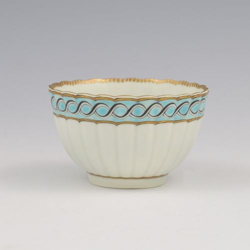 PRETTY WORCESTER PORCELAIN FLUTED TEA BOWL SAUCER TURQUOISE GUILLOCHE BORDER C1770 - ADDITIONAL PHOTO 2