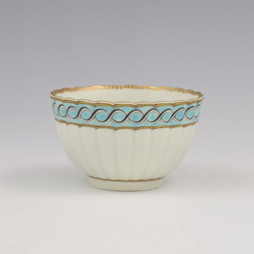 PRETTY WORCESTER PORCELAIN FLUTED TEA BOWL SAUCER TURQUOISE GUILLOCHE BORDER C1770 - ADDITIONAL PHOTO 3