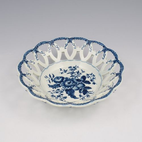 DR WALL FIRST PERIOD WORCESTER PORCELAIN PINE CONE CIRCULAR BASKET C1775 - ADDITIONAL PHOTO 2