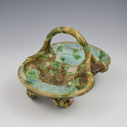 Superb Victorian George Jones Majolica Fruit / Strawberry Basket