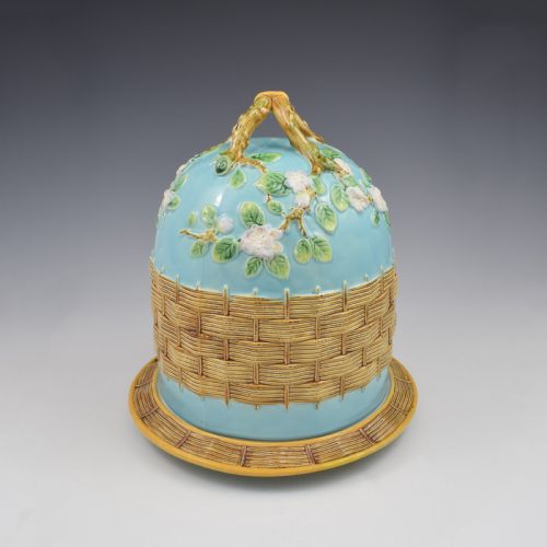 STUNNING LARGE GEORGE JONES MAJOLICA APPLE BLOSSOM CHEESE BELL STAND - ADDITIONAL PHOTO 3