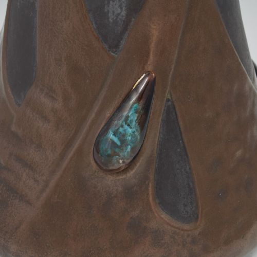 LARGE BRETBY POTTERY ART NOUVEAU CLANTA COPPER EFFECT VASE JEWELLED CABOCHONS C1900 - ADDITIONAL PHOTO 10
