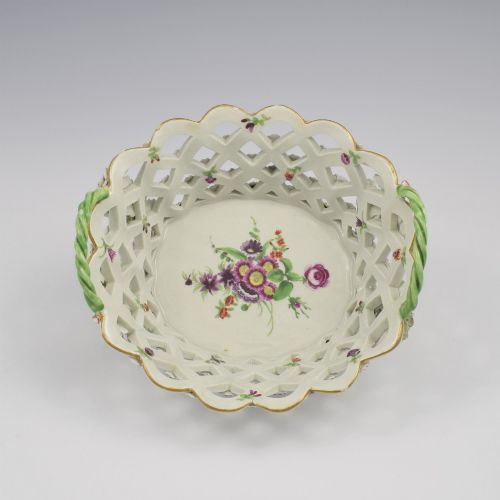 STUNNING FIRST PERIOD DR WALL WORCESTER PORCELAIN POLYCHROME CHESTNUT BASKET C1770 - ADDITIONAL PHOTO 1