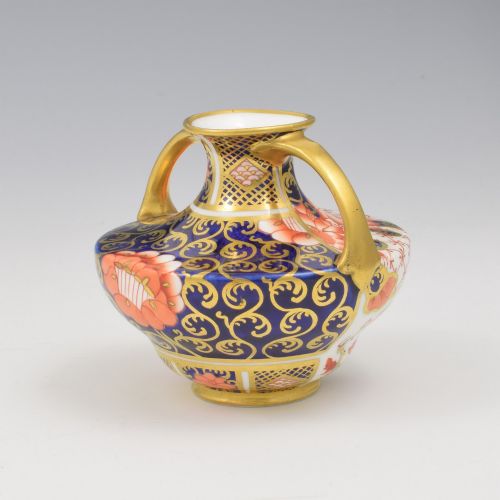LOVELY EDWARDIAN ROYAL CROWN DERBY MINIATURE PORCELAIN TWIN HANDLED VASE PATT 2444 - ADDITIONAL PHOTO 7