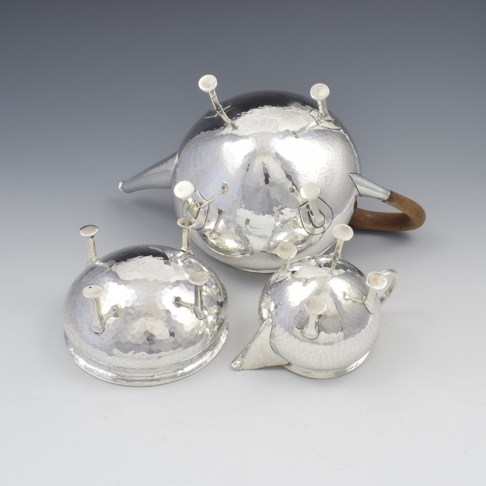 Stunning A. E. Jones Arts & Crafts Silver Tea Service (Albert Edward) View XVIII