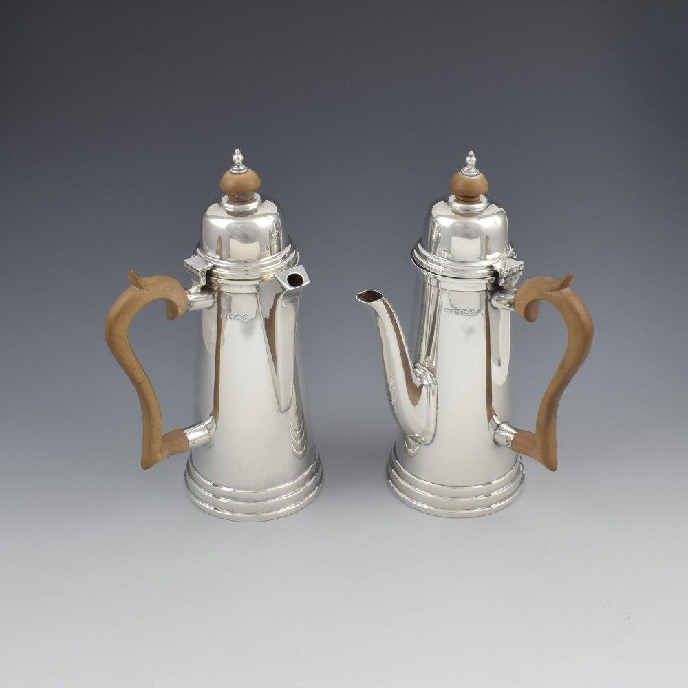 Fine Art Deco Silver Cafe Au Lait Set / Chocolate Pots Walker & Hall View II