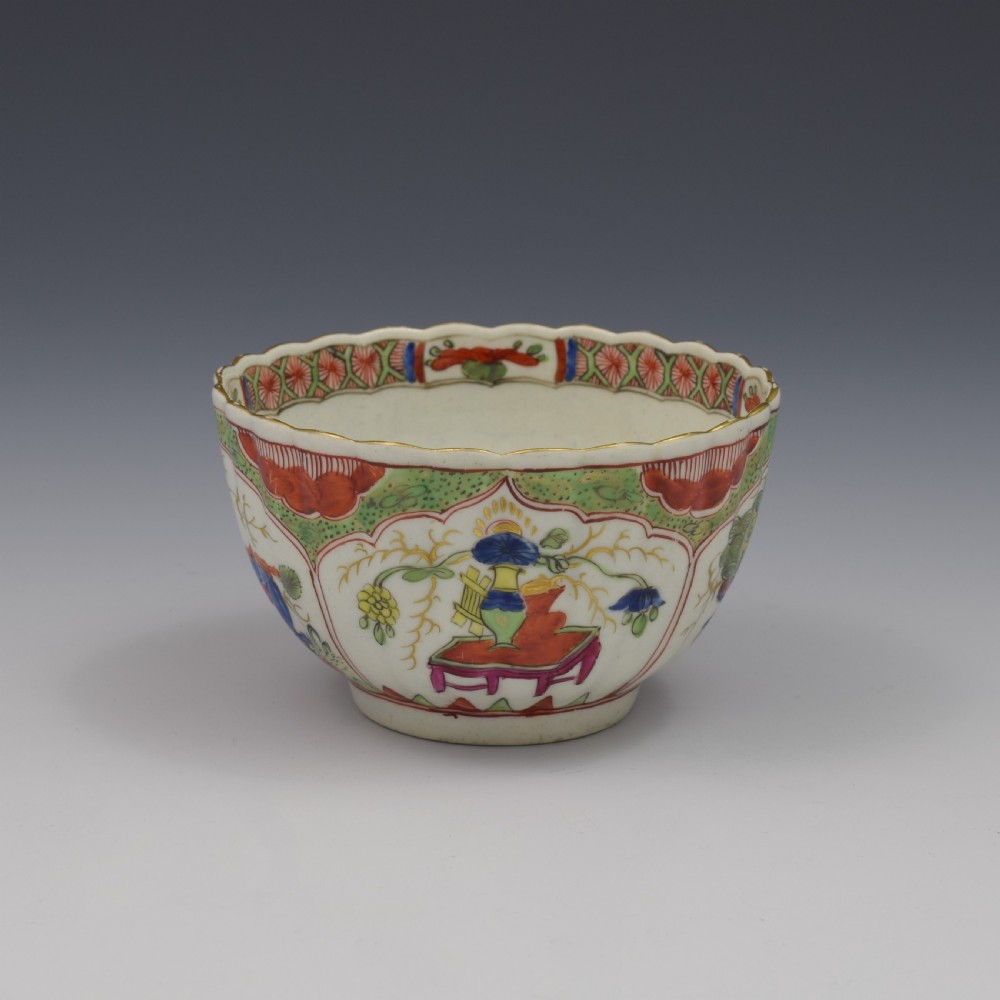 Worcester Porcelain Dragon In Compartments Fluted Tea Bowl & Saucer c.1770 View VIII