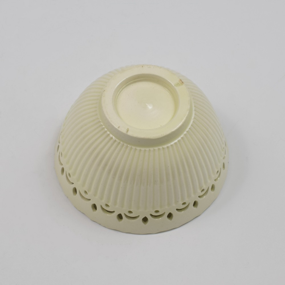 Unusual Small Pierced & Ribbed Leeds Creamware Bowl c.1790 View VIII
