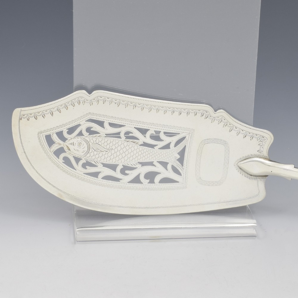 Rare Elizabeth Morley Georgian Silver Fish Slice Server  View XI