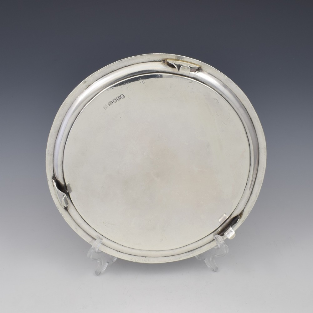 Georgian Circular 8