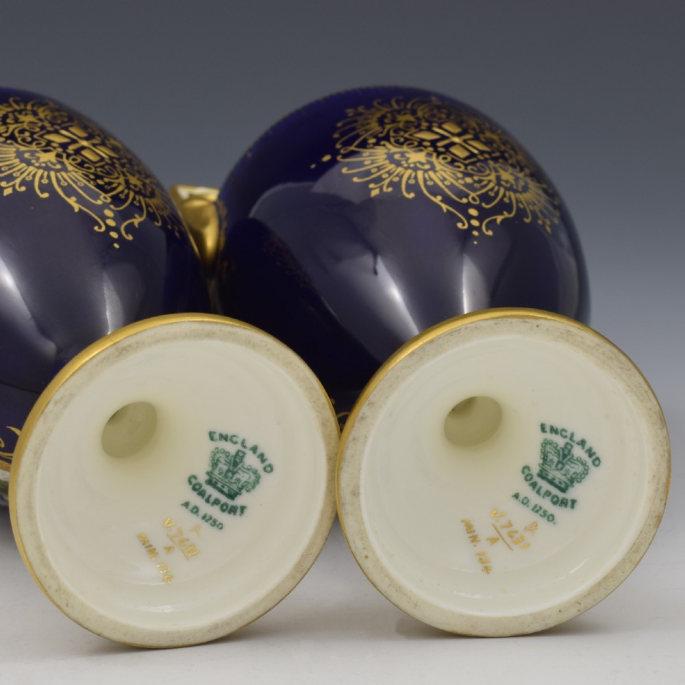 Pair Of Coalport Porcelain Vases Chelsea Birds Artist Signed F. Howard View XI