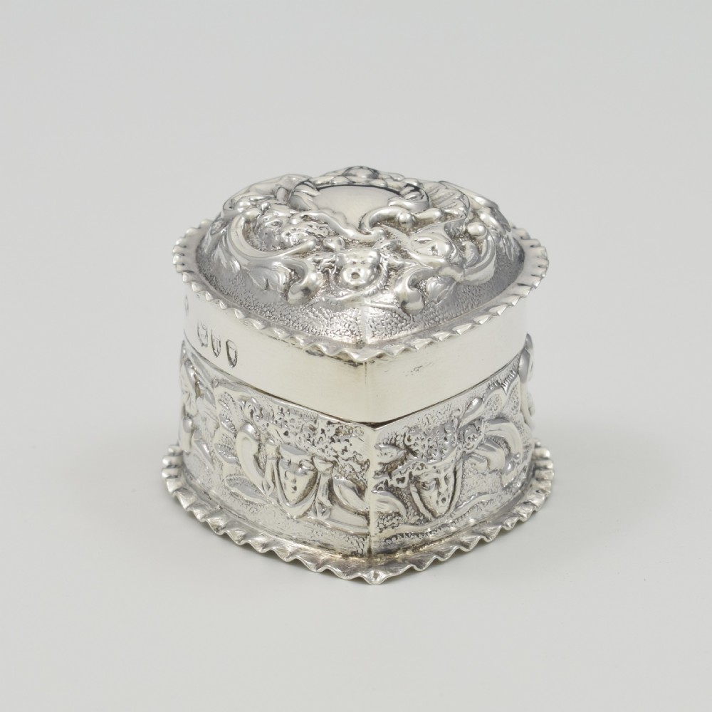 Victorian Small Silver Embossed Heart Shape Trinket / Jewellery Box William Comyns View VI