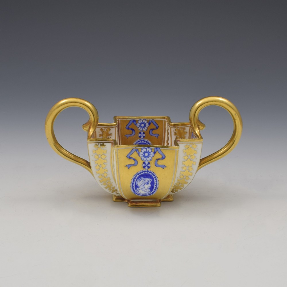Unusual Coalport Porcelain Small Quatrefoil Sugar Bowl Gilt & Cameo Pattern A4846 c.1885