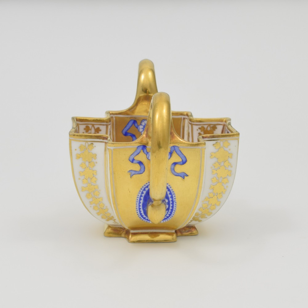 Unusual Coalport Porcelain Small Quatrefoil Sugar Bowl Gilt & Cameo Pattern A4846 c.1885 View XI