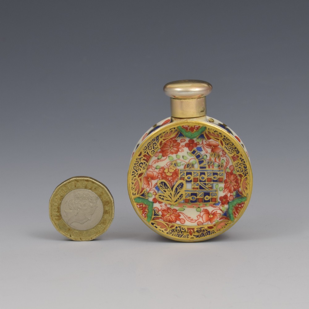 Sampson Mordan & Co. Silver Gilt & Imari Porcelain Scent Perfume Bottle Spode 967 View VII