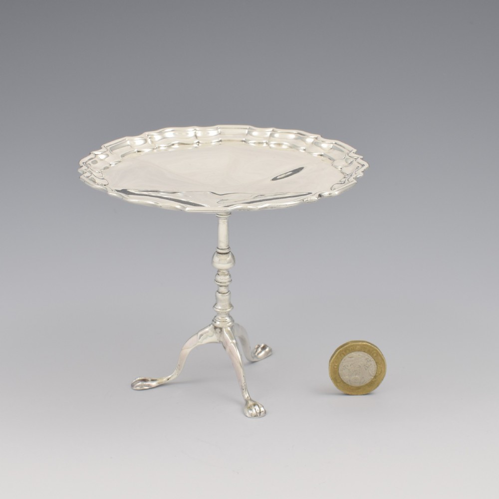 Stunning Miniature Silver Georgian Pie Crust Table Tazza / Bonbon Dish Goldsmiths Co. 1915 View VI