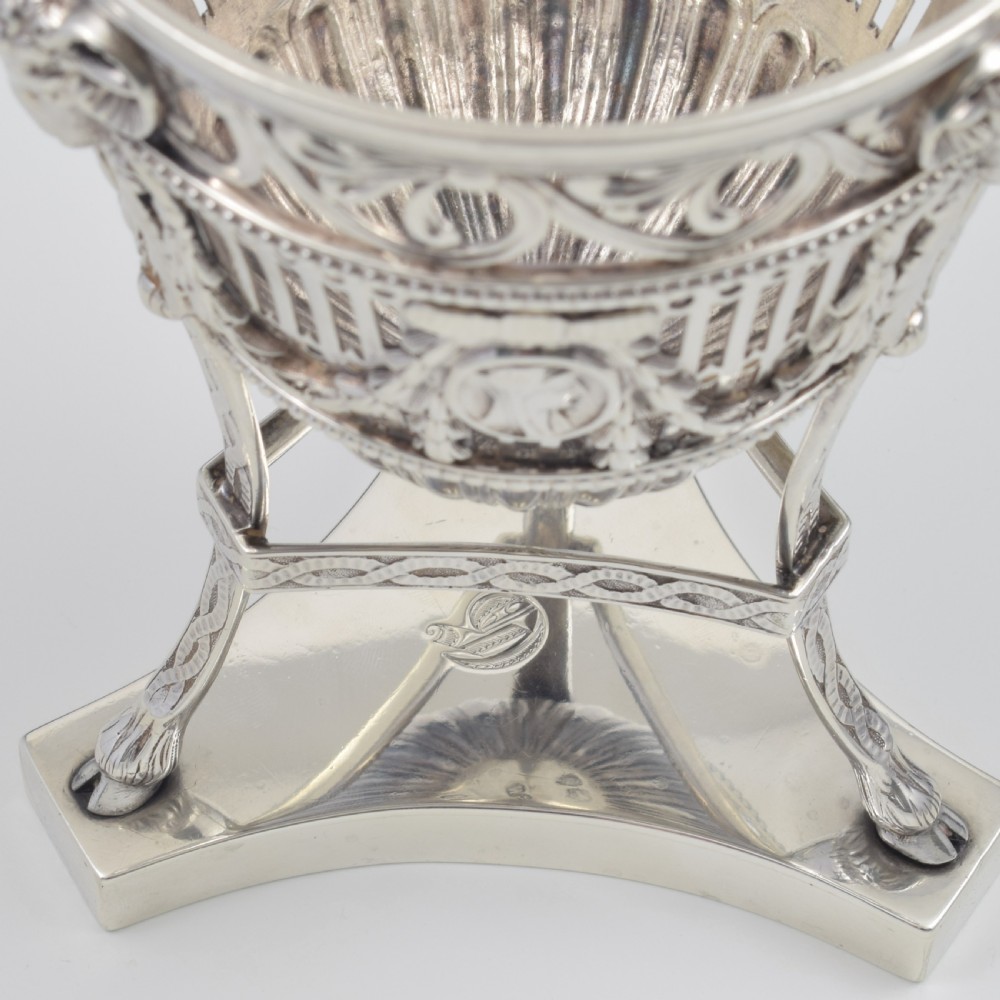 Stunning Large Neoclassical Pierced Silver Pedestal Bonbon Basket / Dish / Bowl View XIII