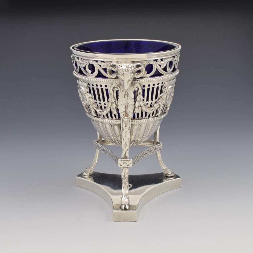 Stunning Large Neoclassical Pierced Silver Pedestal Bonbon Basket / Dish / Bowl View XV