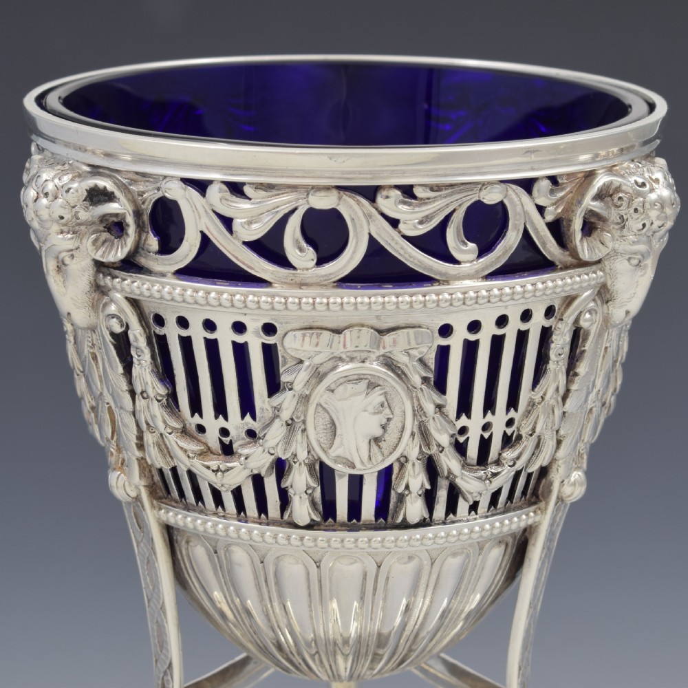 Stunning Large Neoclassical Pierced Silver Pedestal Bonbon Basket / Dish / Bowl View XVI