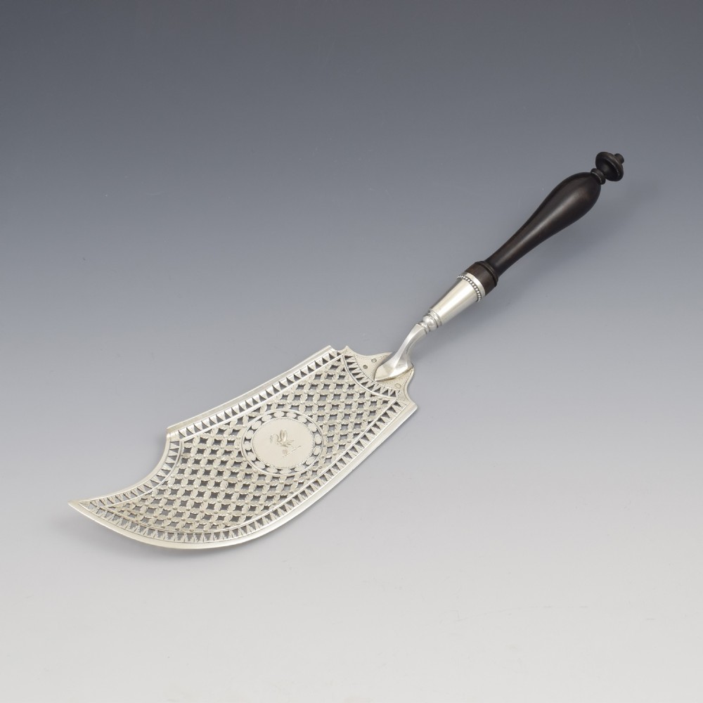 Fine 18th Century French Pierced 0.950 Silver Fish Slice Server Paris