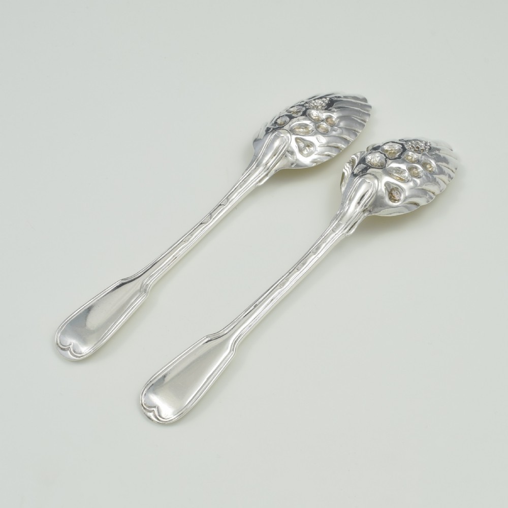 Pair Georgian Irish Silver Berry Serving Spoons Dublin 1773 George III View IX
