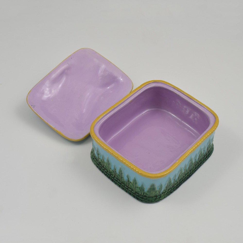 Stunning George Jones Majolica Turquoise Sardine Box & Cover c.1875 View XI